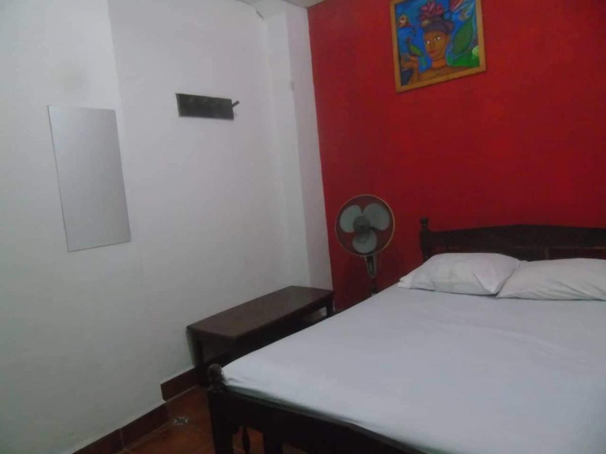 Hostal Vacaciones Nicas León المظهر الخارجي الصورة