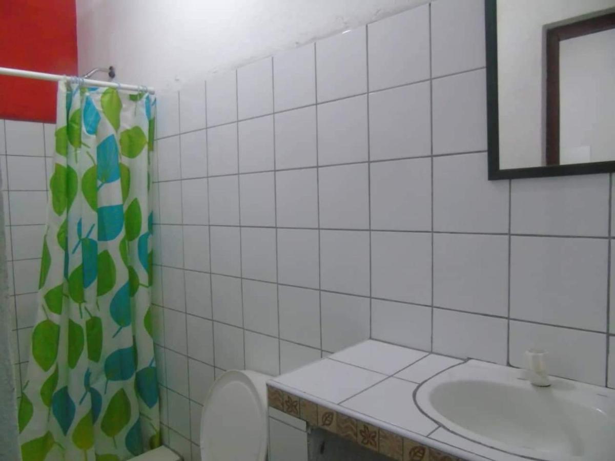 Hostal Vacaciones Nicas León المظهر الخارجي الصورة